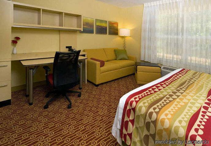 Towneplace Suites Columbus Quarto foto
