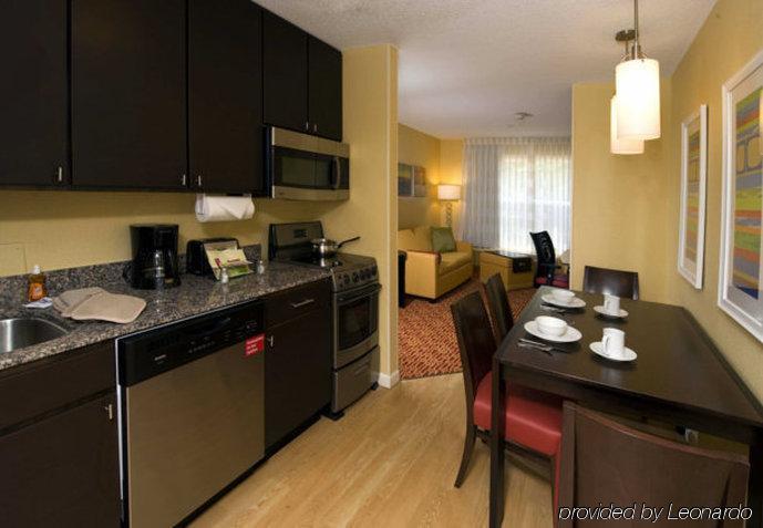 Towneplace Suites Columbus Quarto foto