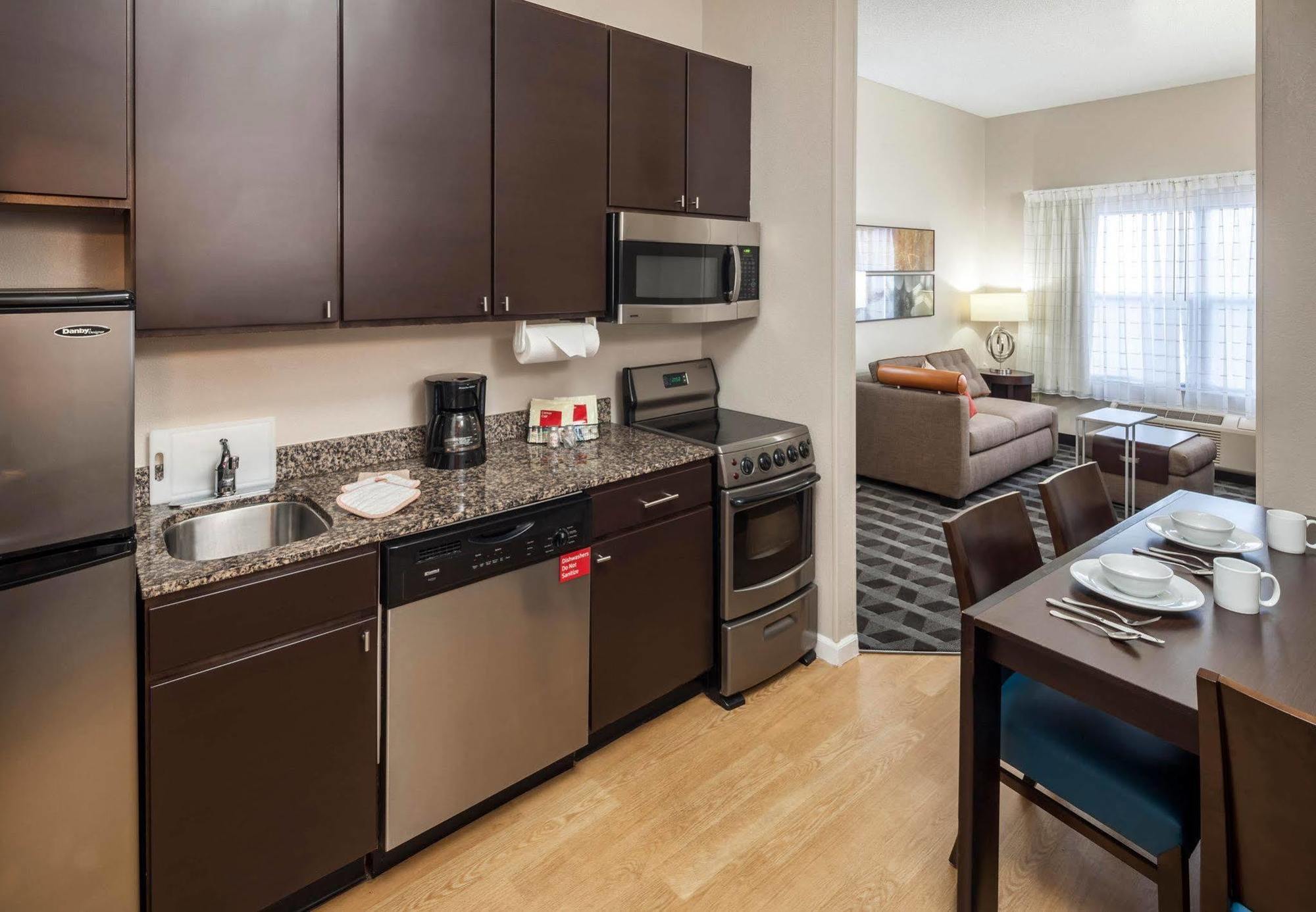 Towneplace Suites Columbus Exterior foto